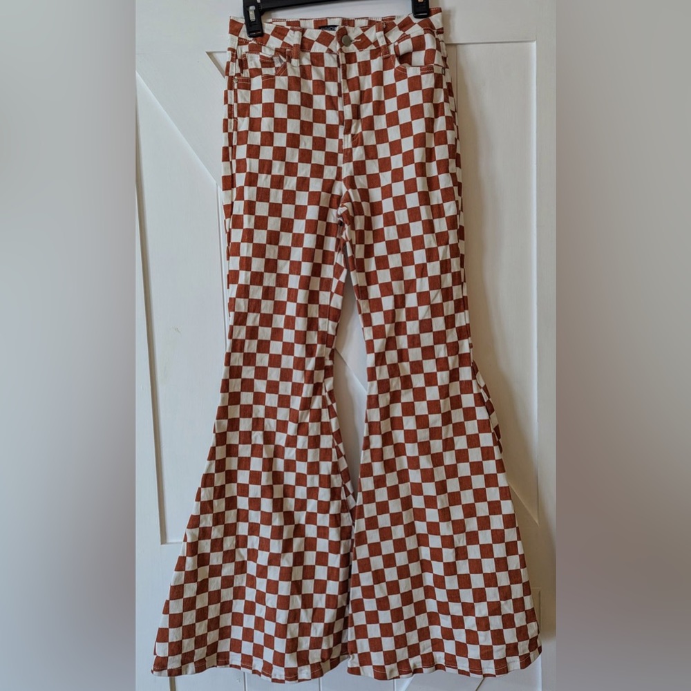 FashionNova Elephant Bells size 7